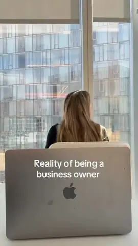 Reel by @alibaba.com_official, 1M views